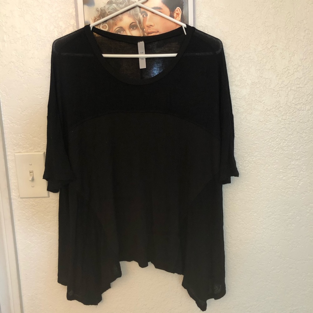 Asymmetrical Black Top